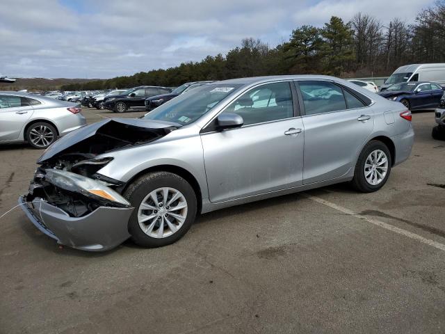 4T4BF1FK9FR513109 - 2015 TOYOTA CAMRY LE SILVER photo 1