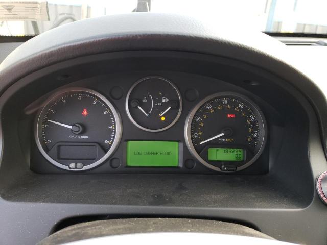 SALFT2BN7AH172544 - 2010 LAND ROVER LR2 HSE TECHNOLOGY WHITE photo 9