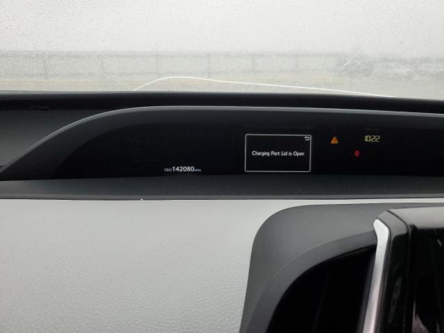 JTDKARFP6H3017202 - 2017 TOYOTA PRIUS PRIM თეთრი ფოტო 9