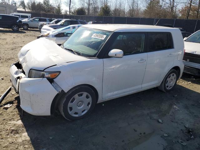 2014 TOYOTA SCION XB, null