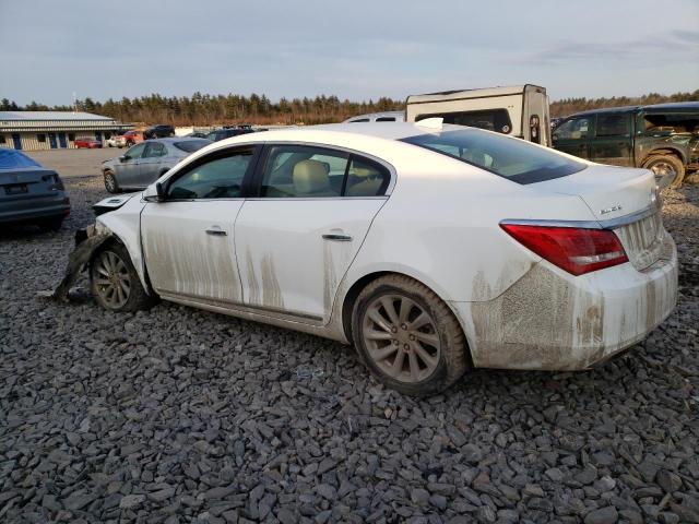 1G4GB5G34GF176574 - 2016 BUICK LACROSSE WHITE photo 2