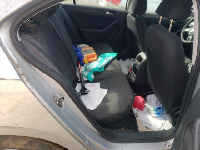 3VW1K7AJ9EM353627 - 2014 VOLKSWAGEN JETTA BASE SILVER photo 10