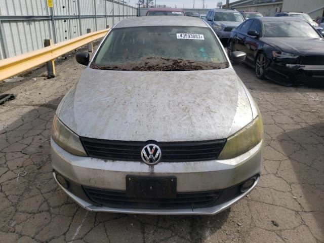3VW1K7AJ9EM353627 - 2014 VOLKSWAGEN JETTA BASE SILVER photo 5