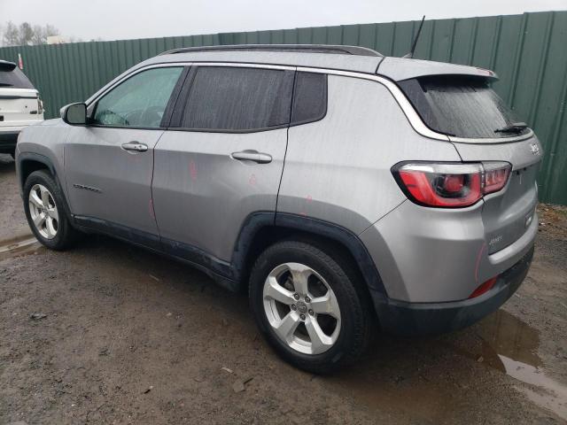 3C4NJCBBXJT461908 - 2018 JEEP COMPASS LATITUDE SILVER photo 2