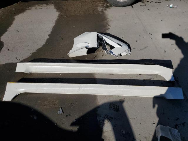 JF1VA1B68H9817336 - 2017 SUBARU WRX WHITE photo 12