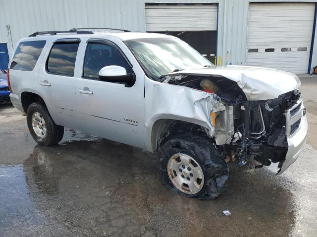 1GNMCBE33AR226562 - 2010 CHEVROLET TAHOE C1500 LT SILVER photo 4