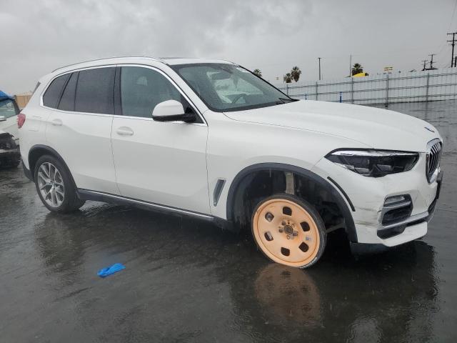 5UXCR4C06L9C02719 - 2020 BMW X5 SDRIVE 40I WHITE photo 4