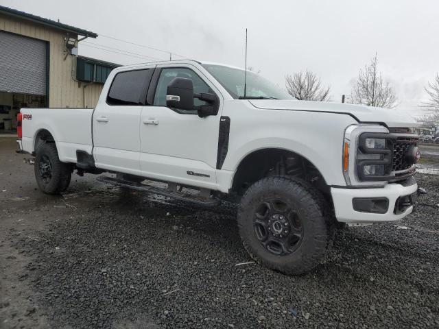 1FT8W2BT3PED10550 - 2023 FORD F250 SUPER DUTY WHITE photo 4