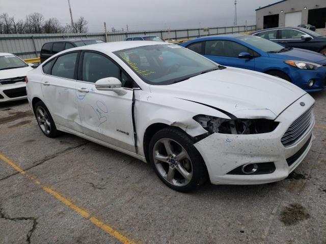 3FA6P0LU2DR131009 - 2013 FORD FUSION SE HYBRID WHITE photo 4