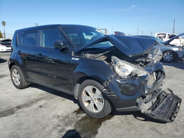 KNDJN2A20F7216609 - 2015 KIA SOUL BLACK photo 4