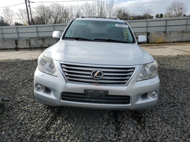 JTJHY7AX9A4050239 - 2010 LEXUS LX 570 SILVER photo 5