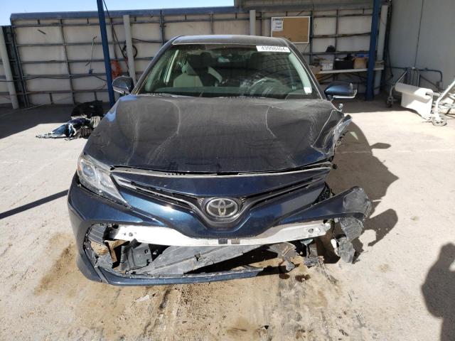 JTNB11HK9J3023029 - 2018 TOYOTA CAMRY L BLUE photo 5