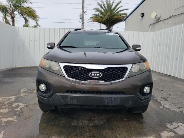 5XYKU4A68CG214207 - 2012 KIA SORENTO EX BROWN photo 5