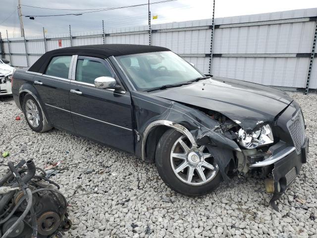 2C3JA63H05H668202 - 2005 CHRYSLER 300C BLACK photo 4