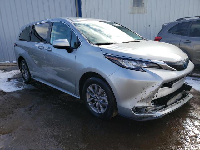 5TDKRKEC3PS155081 - 2023 TOYOTA SIENNA LE SILVER photo 4
