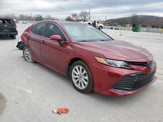 4T1B11HK7JU576899 - 2018 TOYOTA CAMRY L RED photo 4