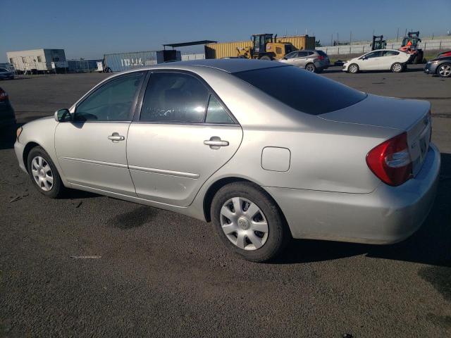 4T1BE32K33U724039 - 2003 TOYOTA CAMRY LE SILVER photo 2