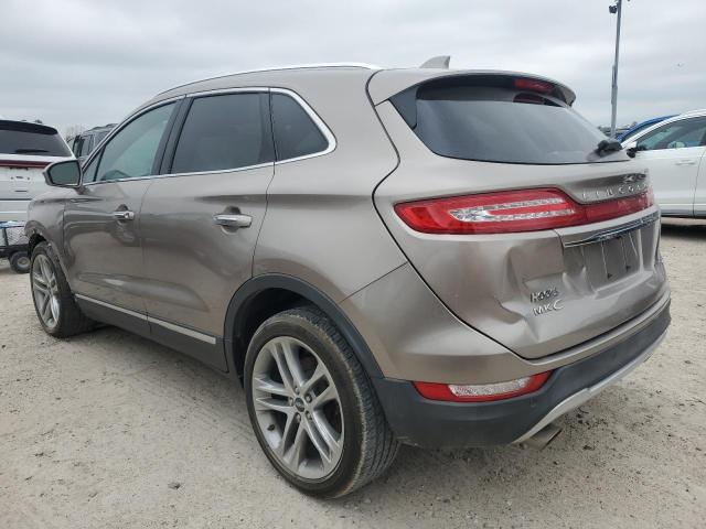 5LMTJ3DH3KUL02995 - 2019 LINCOLN MKC RESERVE GRAY photo 2