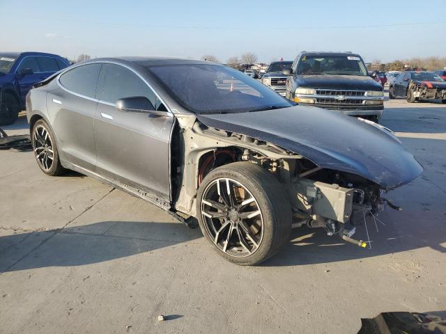 5YJSA1E26GF147988 - 2016 TESLA MODEL S GRAY photo 4