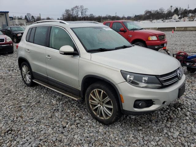 WVGBV3AX2EW529795 - 2014 VOLKSWAGEN TIGUAN S SILVER photo 4