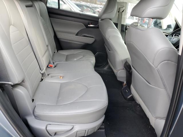 5TDGZRBH2MS066080 - 2021 TOYOTA HIGHLANDER XLE 灰色 照片 11