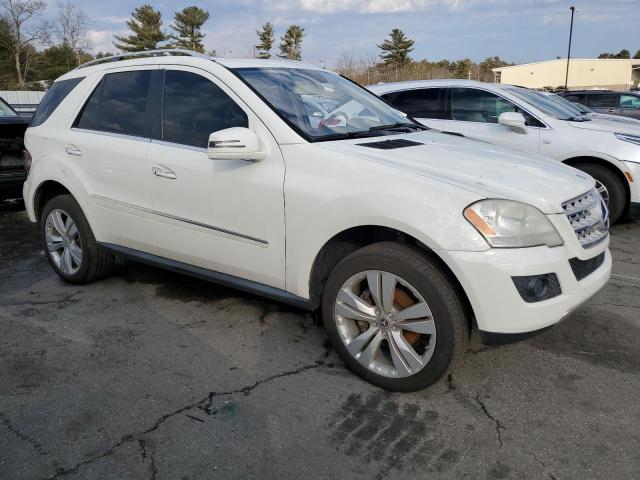 4JGBB8GB6BA637864 - 2011 MERCEDES-BENZ ML 350 4MATIC WHITE photo 4