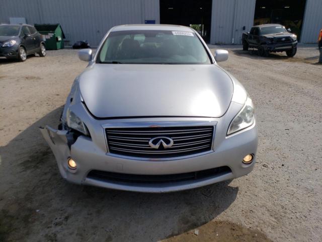 JN1AY1AP8BM520914 - 2011 INFINITI M56 SILVER photo 5