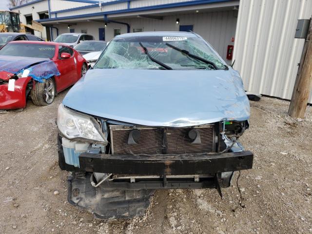 4T1BF1FK3CU541056 - 2012 TOYOTA CAMRY BASE GRAY photo 5