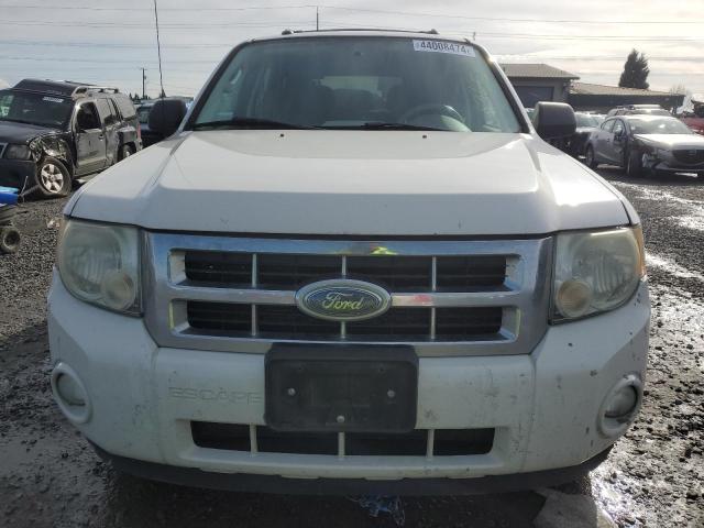 1FMCU0D76AKA09778 - 2010 FORD ESCAPE XLT WHITE photo 5