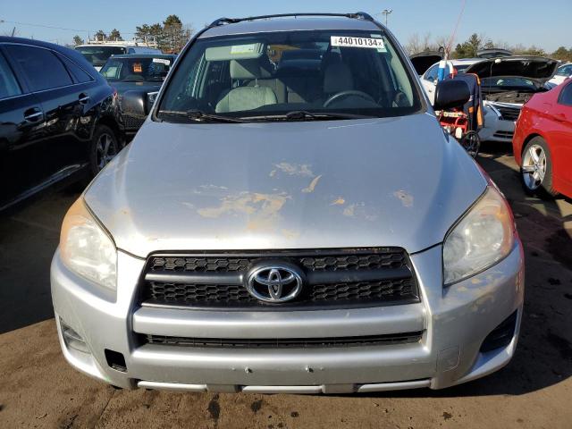 2T3BF4DV2BW156835 - 2011 TOYOTA RAV4 SILVER photo 5