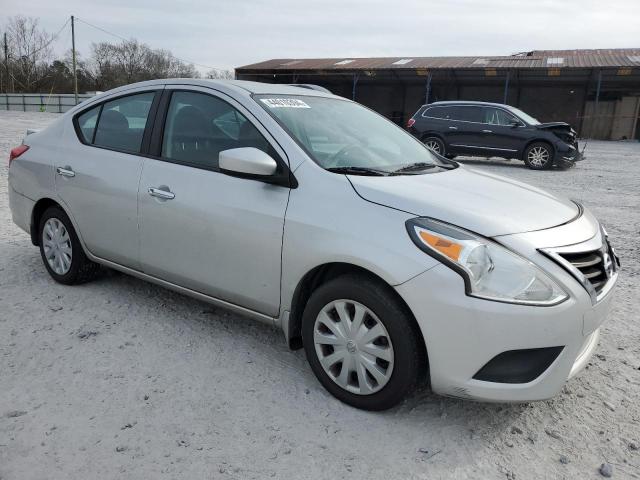 3N1CN7AP7FL831366 - 2015 NISSAN VERSA S SILVER photo 4