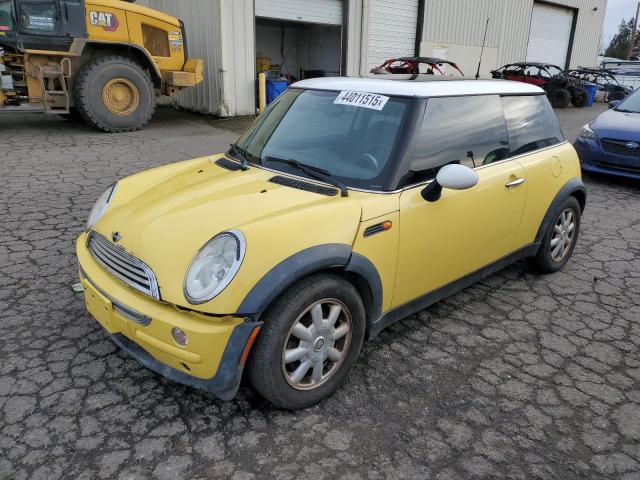 WMWRC33473TE17827 - 2003 MINI COOPER YELLOW photo 1