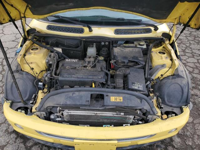 WMWRC33473TE17827 - 2003 MINI COOPER YELLOW photo 11