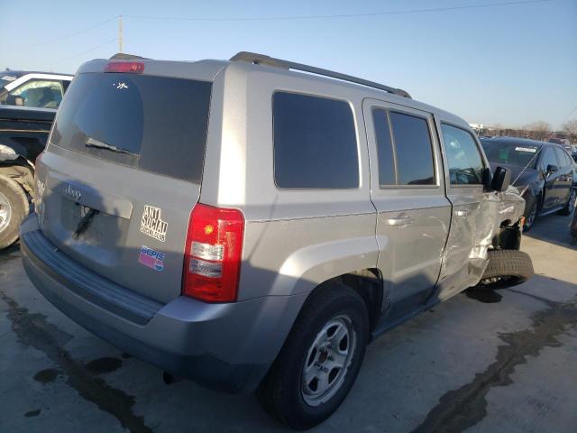 1C4NJPBA9FD138672 - 2015 JEEP PATRIOT SPORT GRAY photo 3