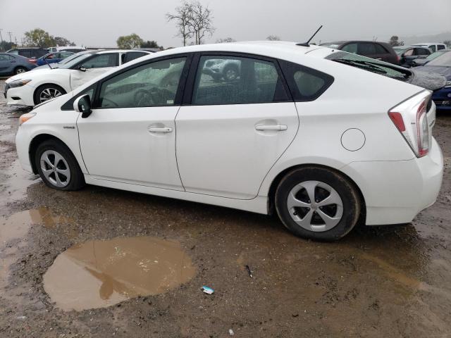 JTDKN3DUXD5671810 - 2013 TOYOTA PRIUS WHITE photo 2