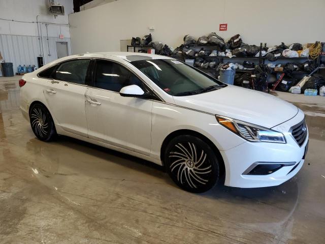 5NPE24AF0HH579922 - 2017 HYUNDAI SONATA SE WHITE photo 4