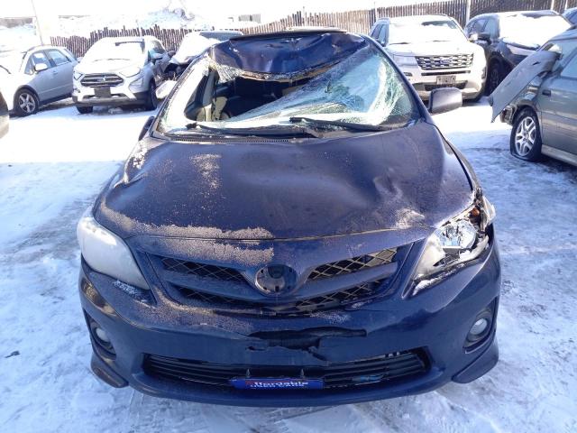 2T1BU4EE3CC864463 - 2012 TOYOTA COROLLA BASE BLUE photo 5