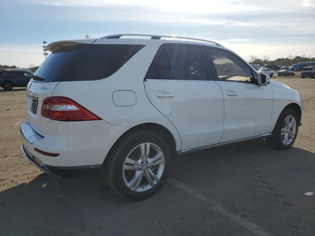 4JGDA5HBXFA466924 - 2015 MERCEDES-BENZ ML 350 4MATIC WHITE photo 3