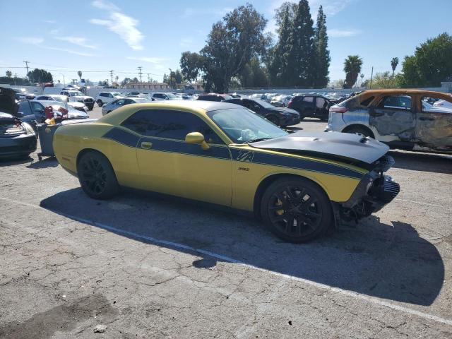 2C3CDZFJ5LH255799 - 2020 DODGE CHALLENGER R/T SCAT PACK GOLD photo 4