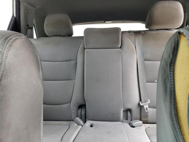 5XYKT3A14BG142633 - 2011 KIA SORENTO BASE SILVER photo 10