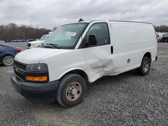 1GCWGAFG5J1345049 - 2018 CHEVROLET EXPRESS WHITE photo 1