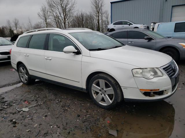 WVWXK93C69E078057 - 2009 VOLKSWAGEN PASSAT WAGON TURBO WHITE photo 4