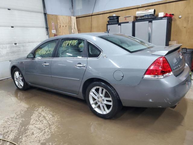 2G1WU583981242532 - 2008 CHEVROLET IMPALA LTZ GRAY photo 2