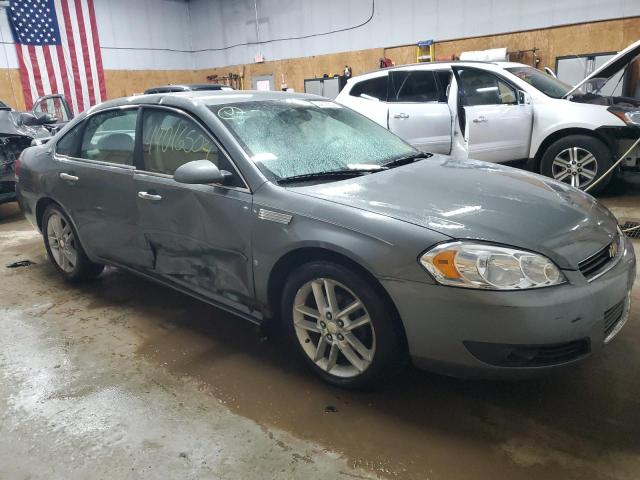 2G1WU583981242532 - 2008 CHEVROLET IMPALA LTZ GRAY photo 4