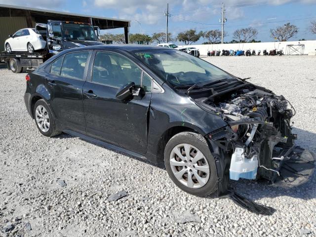 JTDEPRAE0LJ072671 - 2020 TOYOTA COROLLA LE BLACK photo 4