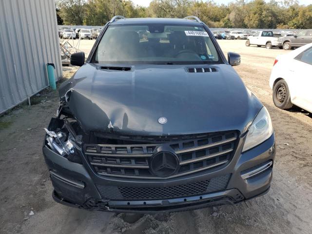 4JGDA5HB1DA105403 - 2013 MERCEDES-BENZ ML 350 4MATIC GRAY photo 5