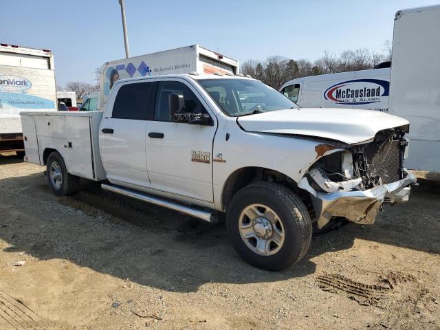 3C7WR9CL5JG212824 - 2018 RAM 3500 WHITE photo 4