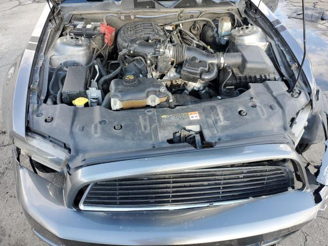 1ZVBP8AM8D5224174 - 2013 FORD MUSTANG GRAY photo 11