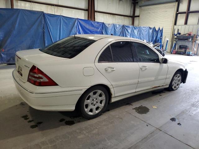 WDBRF92H66F794052 - 2006 MERCEDES-BENZ C 280 4MATIC WHITE photo 3