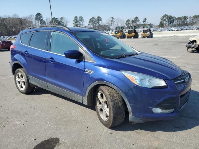 1FMCU0GX5GUC08975 - 2016 FORD ESCAPE SE BLUE photo 4